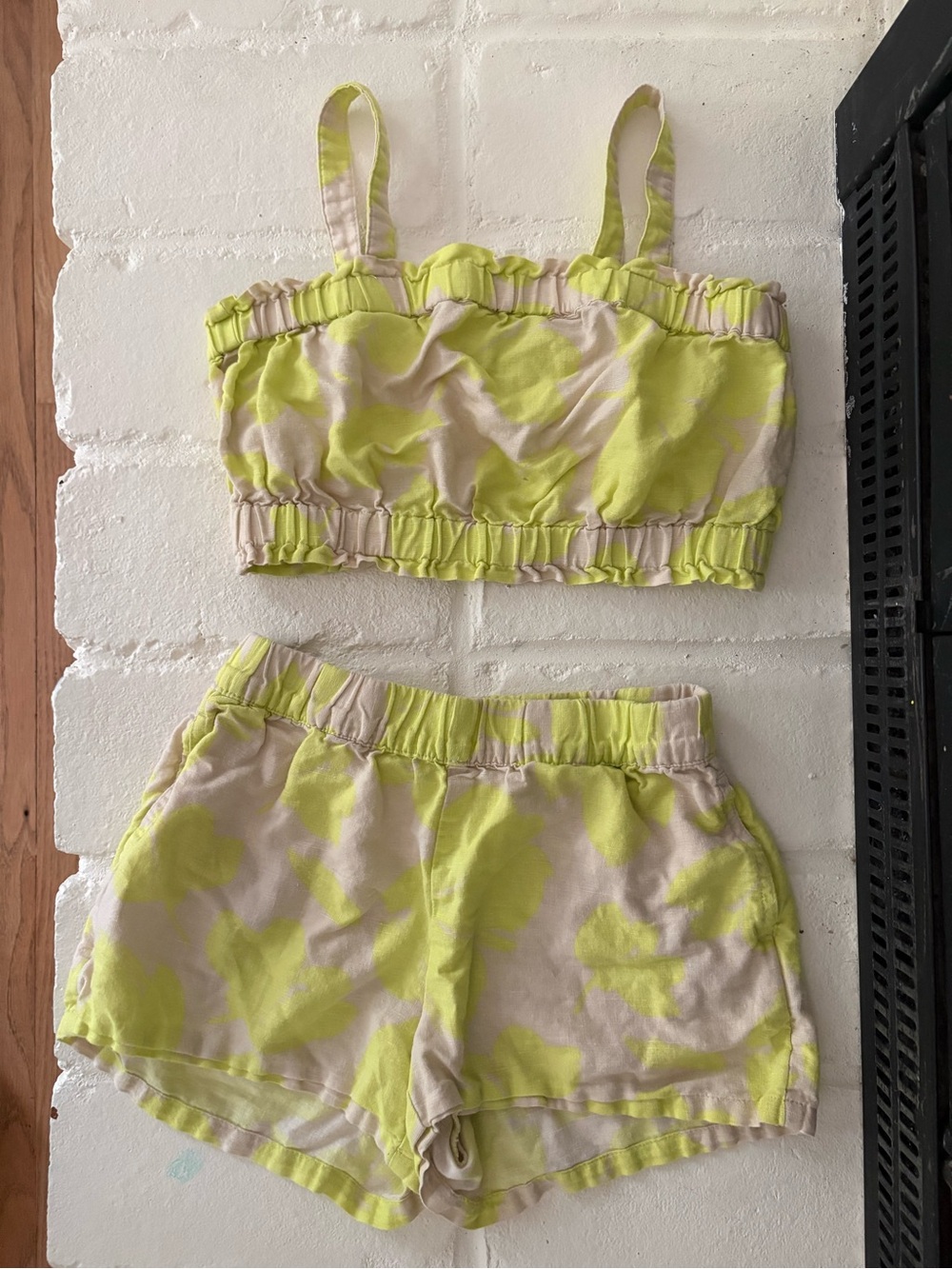 GAP Kids Neon Yellow Tie-Dye Set